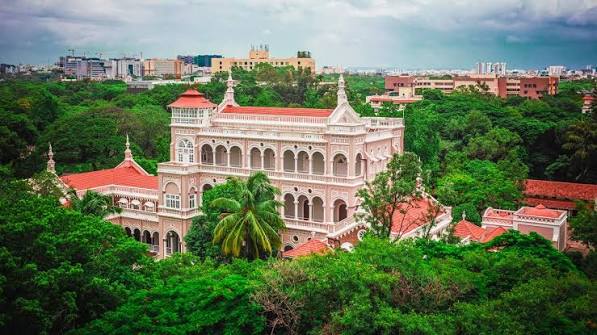 Pune real estate market